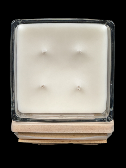 Twinkles & Tinsel, 16oz Candle